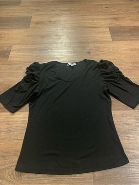 Women's Black Puff Sleeve Scoop Neck Top